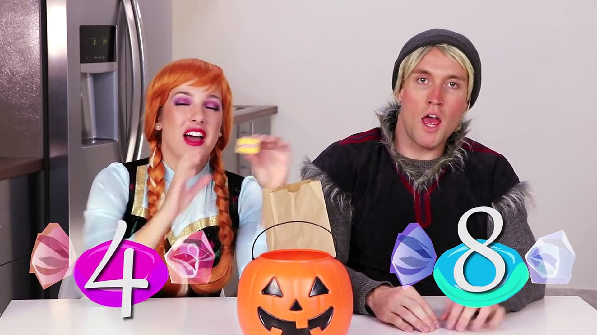 Frozen Anna vs Kristoff Halloween Candy Challenge. DisneyToysFan─影片  Dailymotion