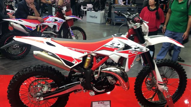 2018 Beta 125 RR Walk-Around from EICMA