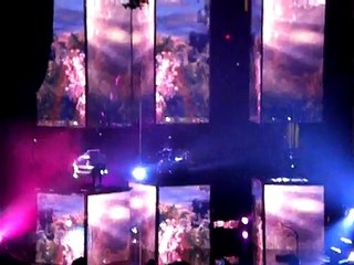 Muse - Feeling Good, Rose Garden, Portland, OR, USA  4/3/2010
