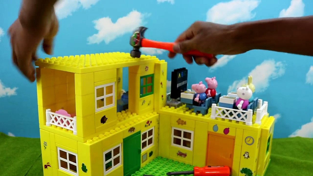 Peppa Pig Blocks Mega House Construction Set With Water Slide And Family Red Car Lego Building #9