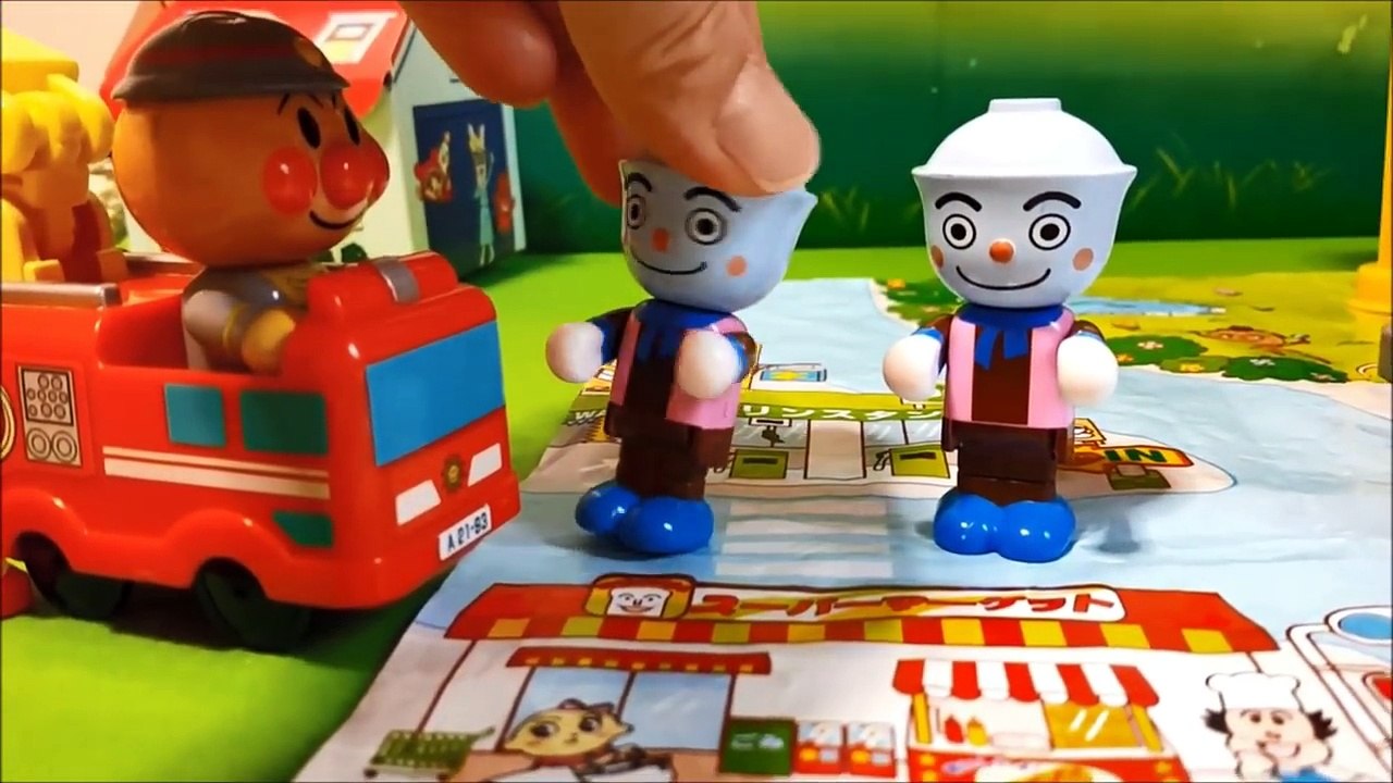 メルちゃん おもちゃアニメ アンパンマンキッチンでドラえもんとのび太くんにお弁当作り！お料理 おままごとトントン トイキッズ アニメ Mel chan cooks Anpanman kitchen