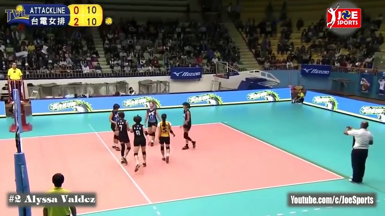 Alyssa Valdez (#2 ATTACKLINE)  attack Taiwan Power in week 2 of Top Volleyball League