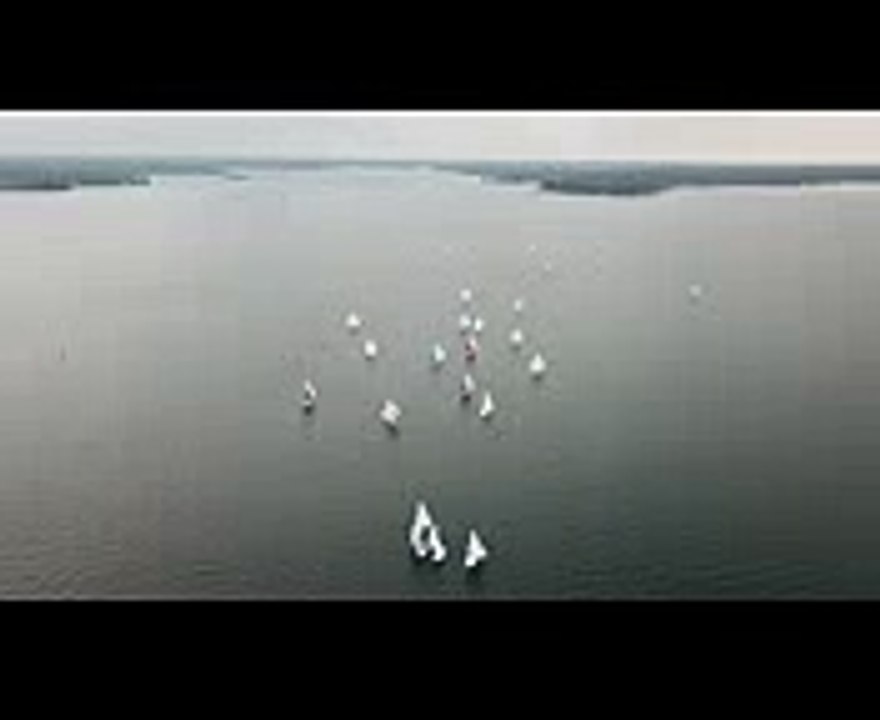 Flying Scot - Downwind Mark Rounding Fall 48 - 2017