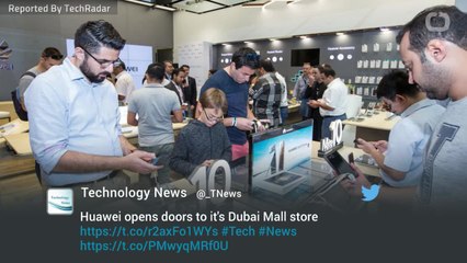 Huawei Opens First Store In Dubai Mall