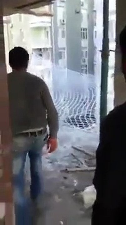 Güvenlik kontrolü - acemikamera