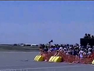 Thunderbirds F16  Pilot ejects out of jet
