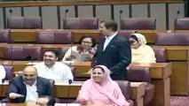 Newly elected PTI MNA Arbab Amir Oath Taking in NA, Watch Ayaz Sadiq's Reaction When PTI Members Chanting