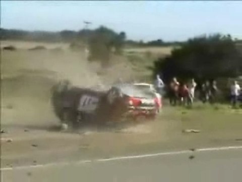 regis se crash en rally !!