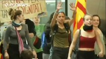 Catalan students blockade Barcelona's main train station