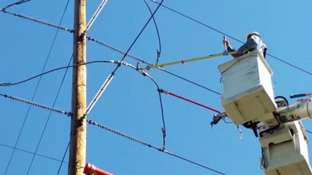 What Happens When You Cut A High Voltage Power Line?