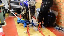 Replacing fork seals on a 98 Honda CB 600F Hornet