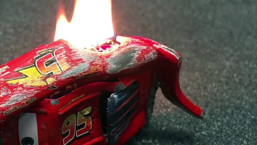 Cars 3 Lightning Mcqueen CRASH SCENE FIRE MOVIE next generation piston