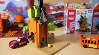 Tomica tower crane toy Disney Cars & Tigger video for children