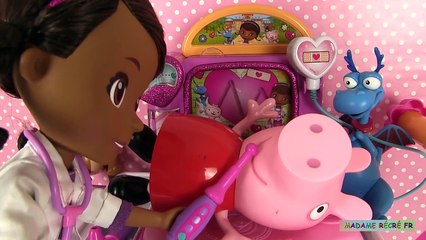 Doc la Peluche L’Hôpital des Jouets Chariot Toy Hospital Care Cart