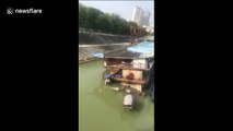 Boat restaurant sinks in river in China
