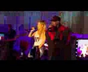 Shakira - Perro fiel  (Live) ft.  Nicky Jam