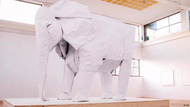 Arte em papel: dobraduras em tamanho real