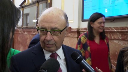 Montoro justifica la intervención de las cuentas de Madrid