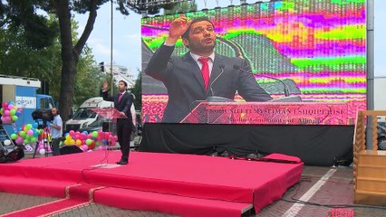 FESTOHET KURBAN BAJRAMI, KLERIKET BEJNE THIRRJE PER ME SHUME DASHURI NE FALJEN NE BULEVARD LAJM