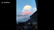 Fire-coloured cloud appears in eastern China