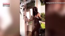 Emily Ratajkowski ultra sexy en bikini sur Instagram, elle montre ses fesses (Vido)