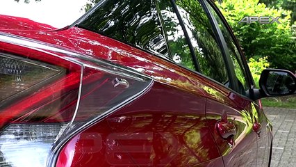 TOYOTA PRIUS 1.8 HYBRID - Testdrive (English Subtitles) (2016)