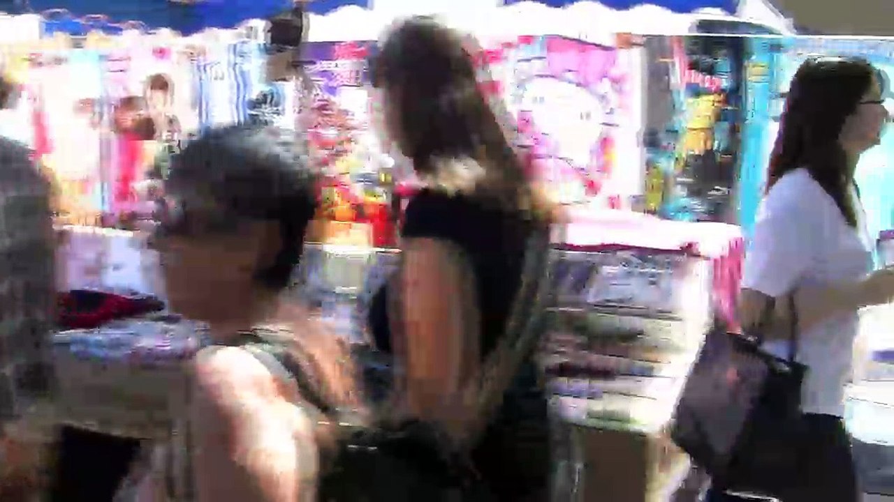 Les Jeunes UMP d'Istres font leur cuisine politique sur les marchés