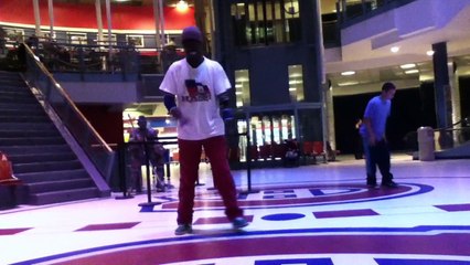 Bboy Capcom AMC FORUM Practice 2013  4 year ago