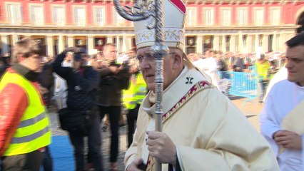 Download Video: Carmena y Cifuentes, juntas en la Almudena