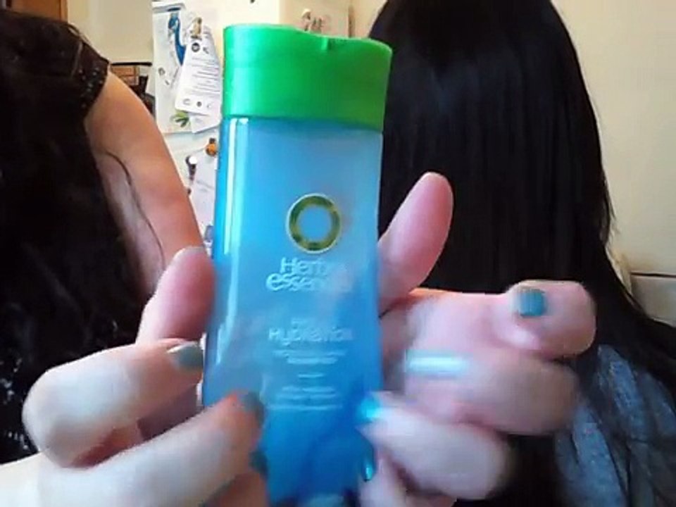 ASMR HAIR BRUSHING / HAIR STRAIGHTENING ON FRIENDS LONG DARK HAIR - TINGLES -