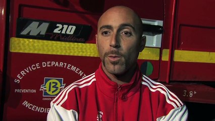 Le caporal-chef Jean-Paul Xenides au micro d'Hervé Rico.