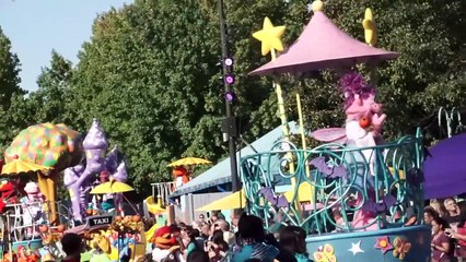Halloween 2016 Opening Day- Neighborhood Street Party Halloween Parade @ Sesame Place/ Sesame Street