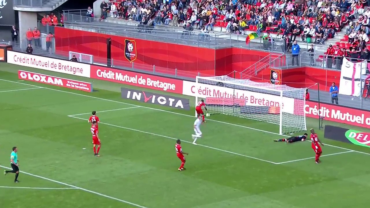 La lucarne de Mario Balotelli contres Rennes