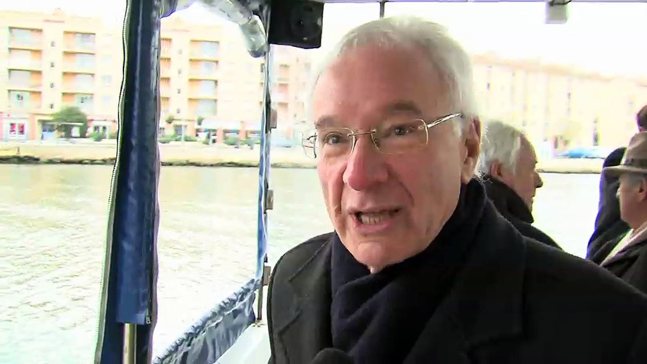 Gaby CHARROUX, Maire de Martigues, à bord de la navette fluviale