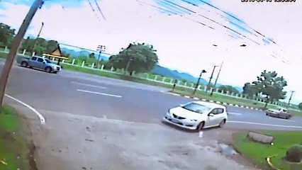 Camera Catches Woman’s Spirit Leaving Her Body After Deadly Crash by NativeAmericanCherokee - Dailymotion