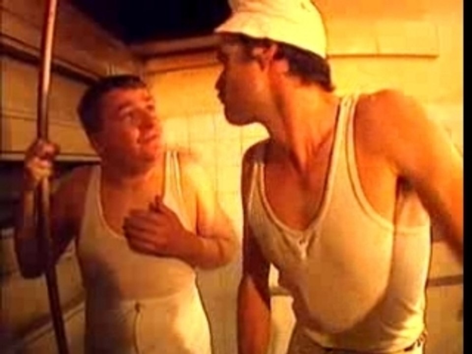 Les Gros Cons - Dvd 2 - 12 - Le Boulanger -