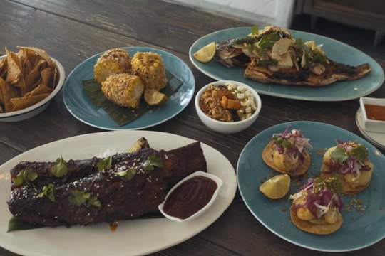 Forget Phuket, Enjoy This Beachfront Restaurant with the Best Seafood and Cuisines From Around The World