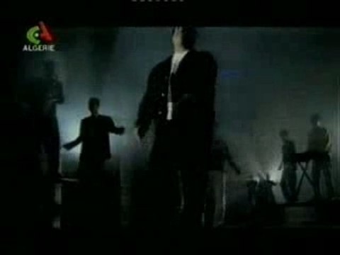 Cheb Hasni - Gaa Ensa Video Clip