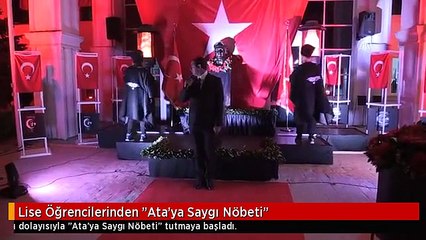 Lise Öğrencilerinden "Ata'ya Saygı Nöbeti"