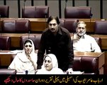 See What Ayesha Gulalai Was Doing During Arbab Aamir Ayoob Speech