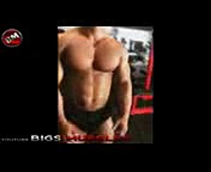 #129 FLEXING BIG YOUNG ASIAN BODYBUILDER ᕦ(ò_óˇ)ᕤ  LIKE AND SHARE