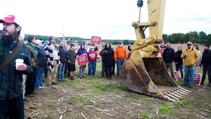 Pennsylvanians vow to fight gas pipeline project