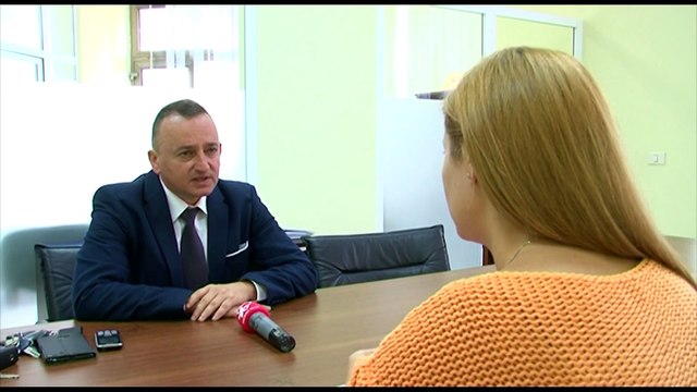 REAGON BIZNESI PAS LARGIMIT NGA SHQIPERIA TE FAAD MITRIT, SHTETI DUHET TE JAPE GARANCI LAJM