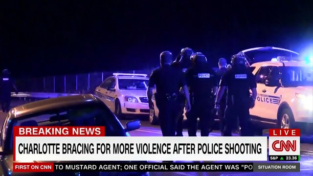 GJENDJE E JASHTEZAKONSHME NE SHARLOTE TE KAROLINES SE VERIUT PAS PERPLASJEVE ME POLICINE LAJM