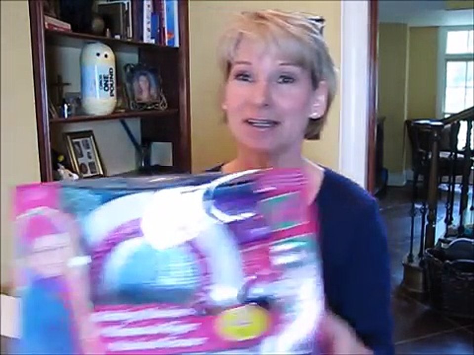 NEW Singer Knitting Machine Review