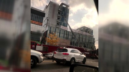 아산 충무병원 행정실 화재...50여 명 대피 / YTN