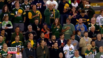 Packers Fans Deny Team's Request to Link Arms During Game As NFL Enters 'Crisis'-psaiG4Ol0QQ