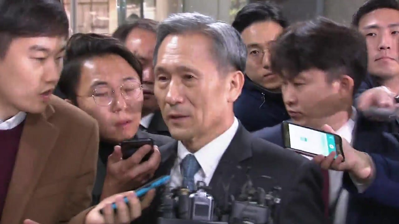 김관진 前 국방부 장관 영장 심사...여론 공작 수사 기로 / YTN