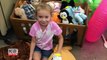 Selfless 6-Year-Old Donates Hundreds of Stuffed Animals to Hurricane Victims-ng81AGN-hNY