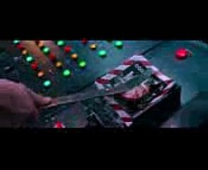 ムエタイの神トニー・ジャーとカンフーの至宝ウー・ジンによる超人的バトルシーン満載！映画『ドラゴン×マッハ！』予告編 (1)